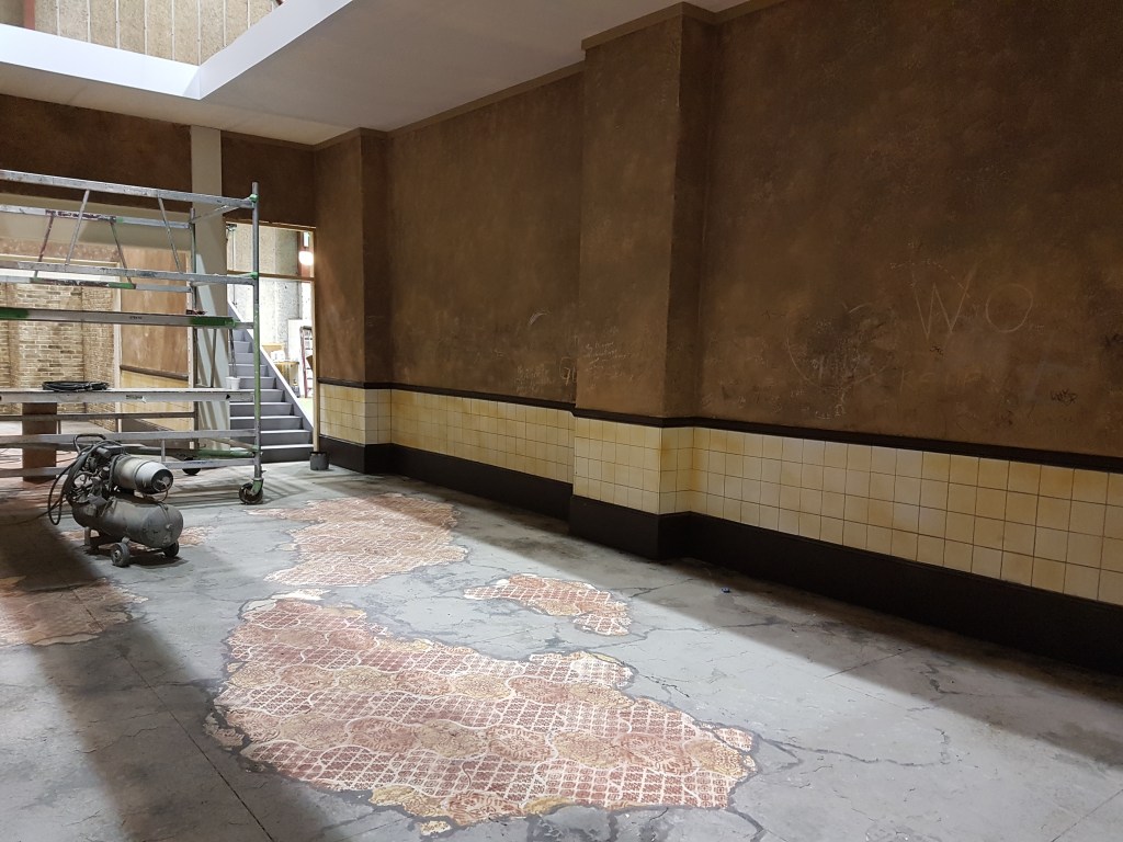 Captain Morgan commercial 2017, Stencil floor, scenic painter, teamwork