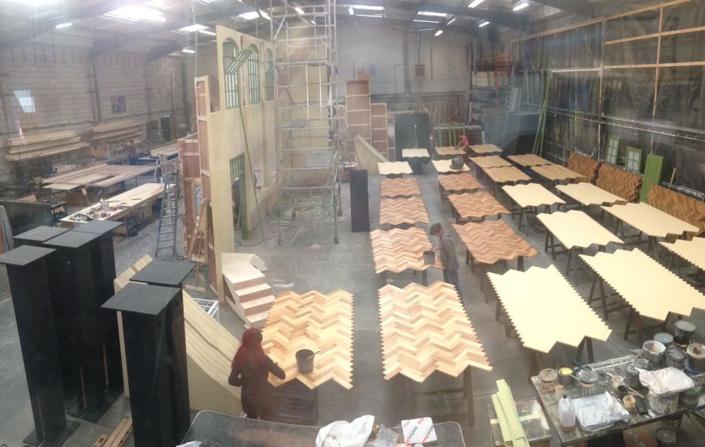 Stepping Out - Chichester Festival Theatre, parquet floor, scenic painter, teamwork 2016